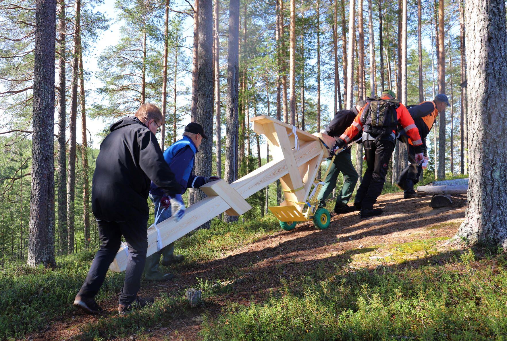 Vienan reitillä vilkas kesä- historiaa, luontoa, liikuntaa ja kulttuuria