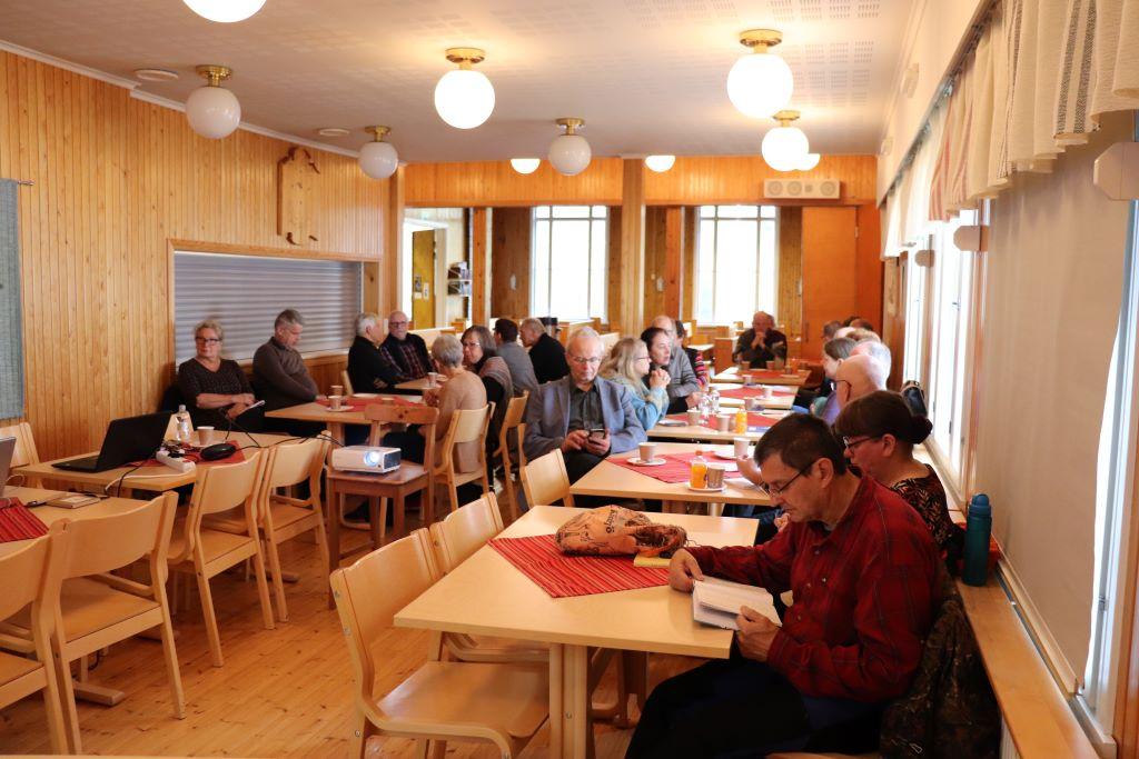Monen heinän helpehestä – kipehille voitehiksi. Seminaaripäivän antia – toinen osa