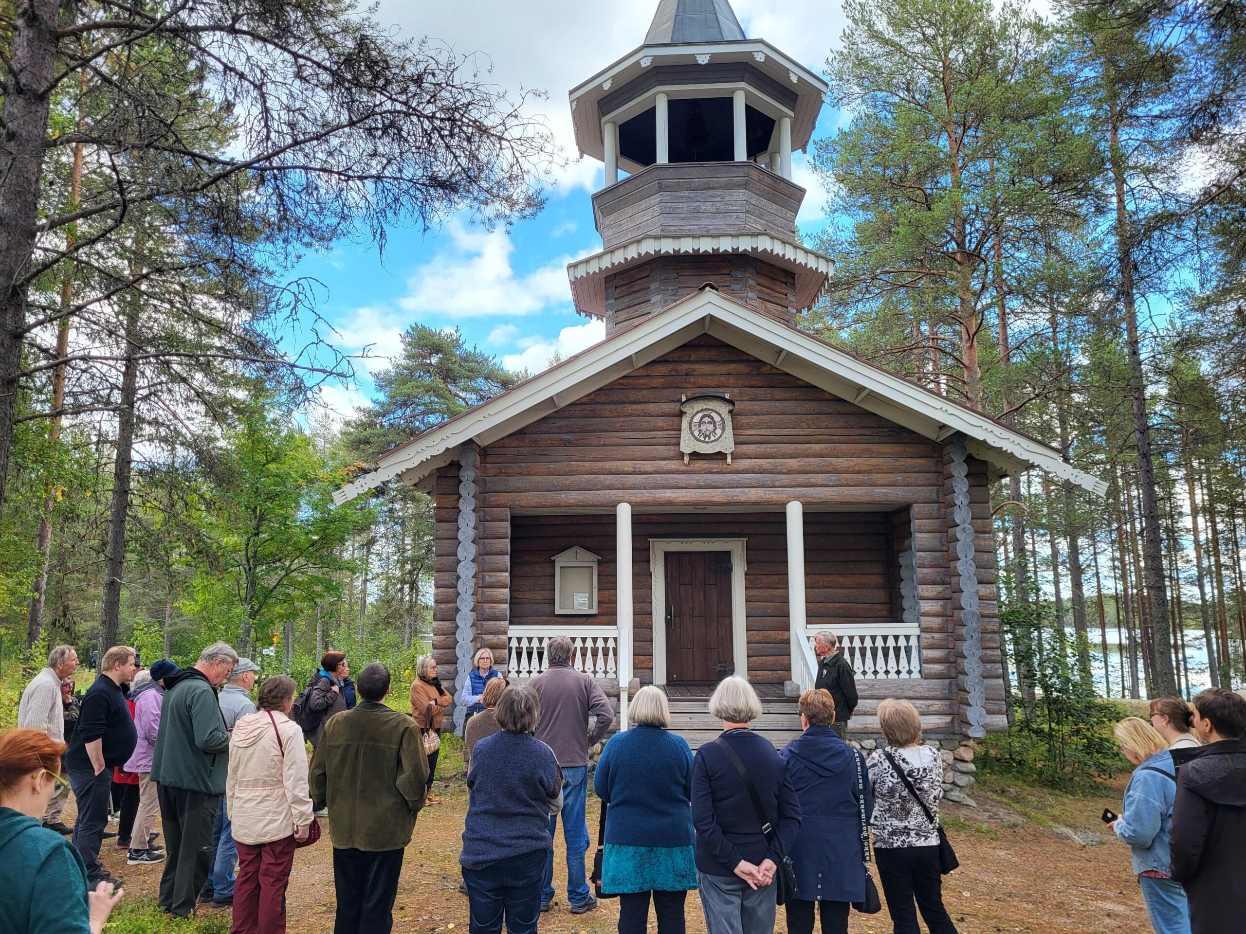 Kuusamon symposiumi retkeili Vienan reitillä